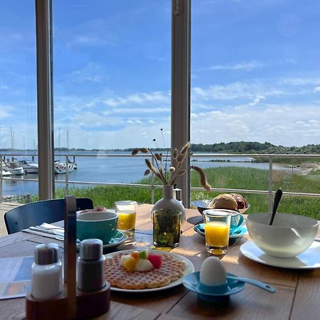 Bades Huk Marina Hotel Hohen Wieschendorf Dış mekan fotoğraf