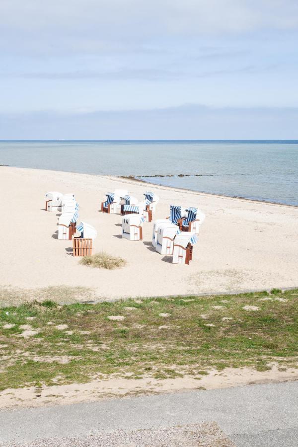 Bades Huk Marina Hotel Hohen Wieschendorf Dış mekan fotoğraf