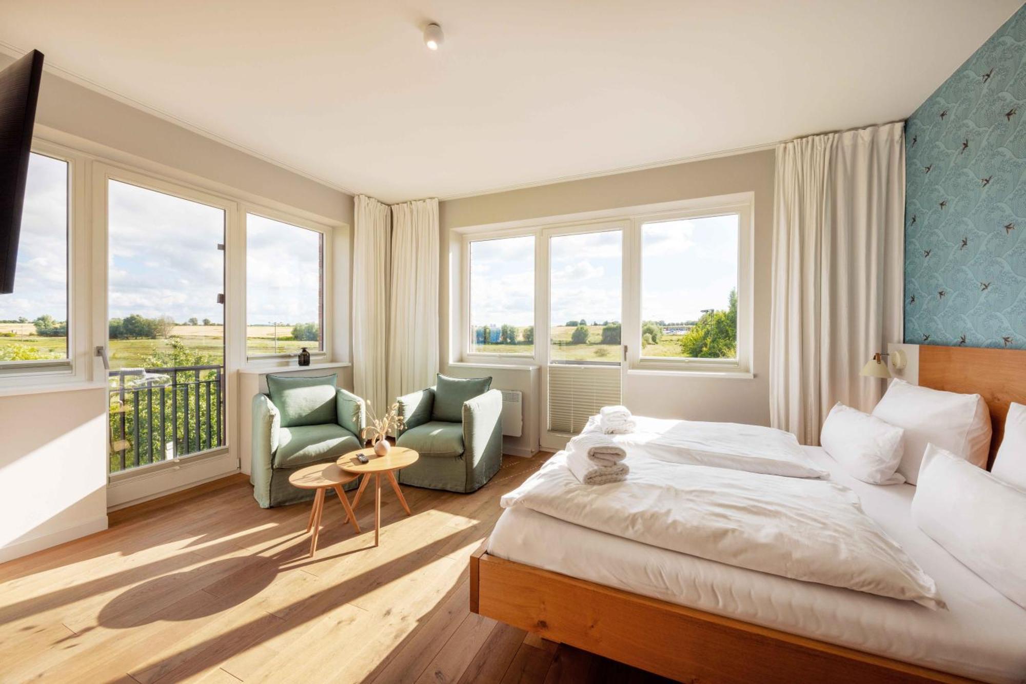 Bades Huk Marina Hotel Hohen Wieschendorf Dış mekan fotoğraf